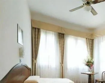Hotel Cristallo Venetië-Lido 2*,  Italië