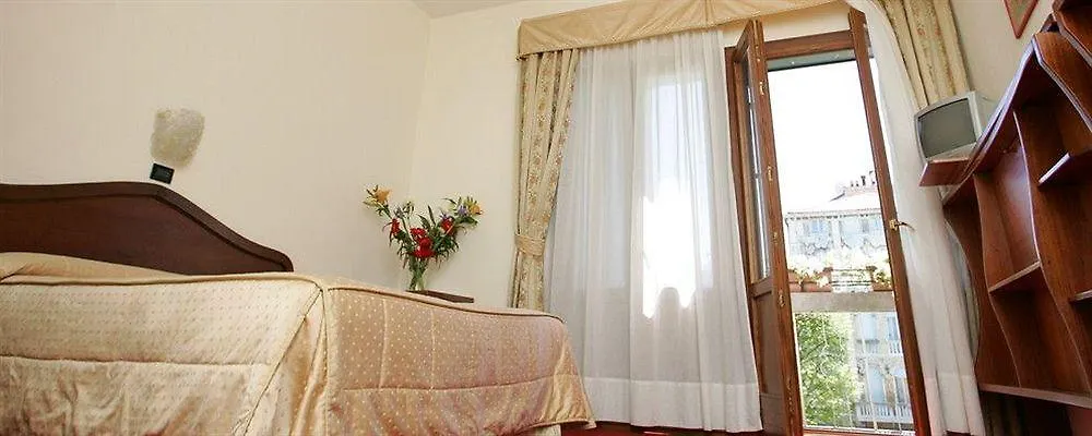 Hotel Cristallo Benátky – Lido